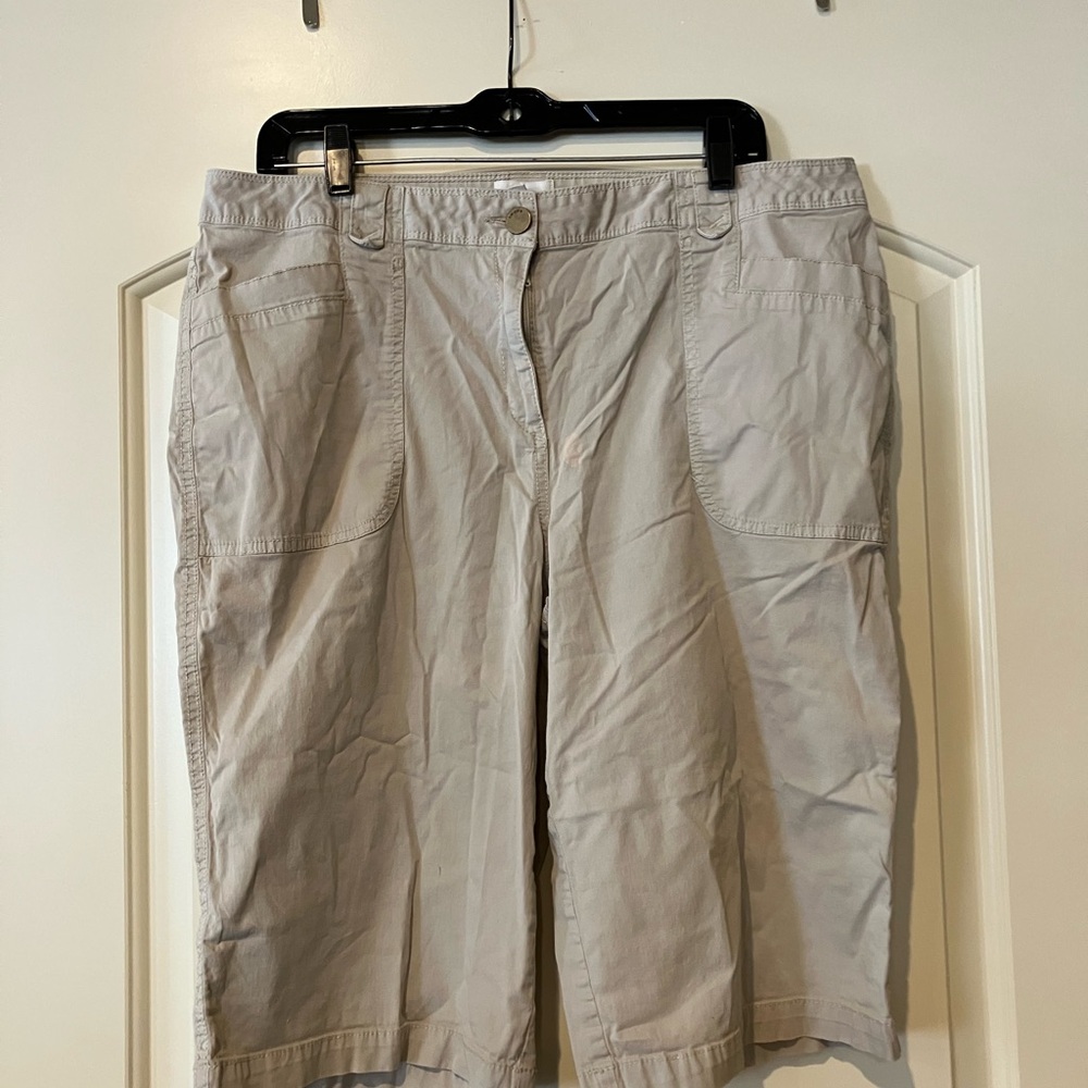 Chico’s women's tan cargo shorts